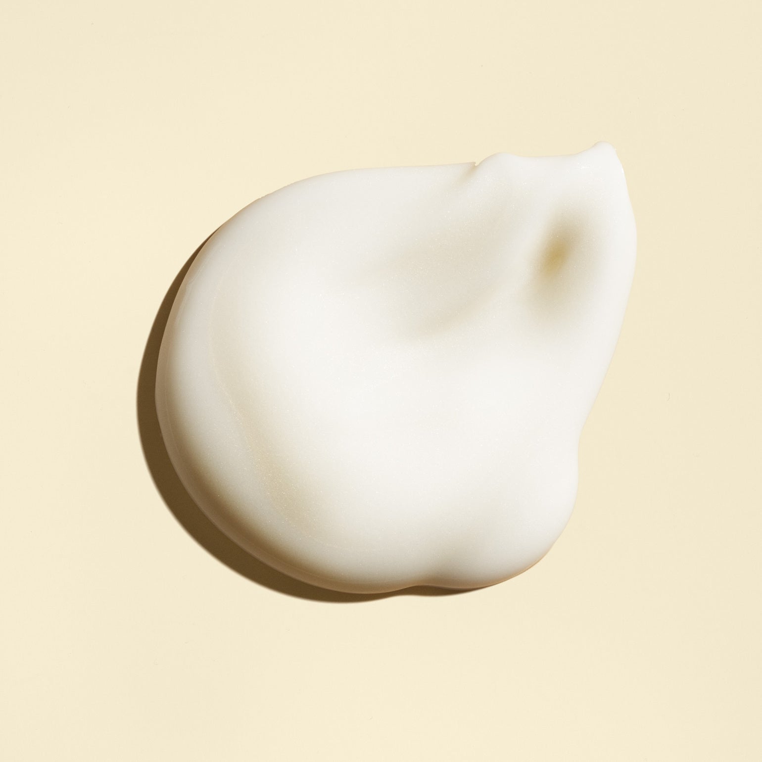 Balm d’Or Heat Styling Shield Secondary image